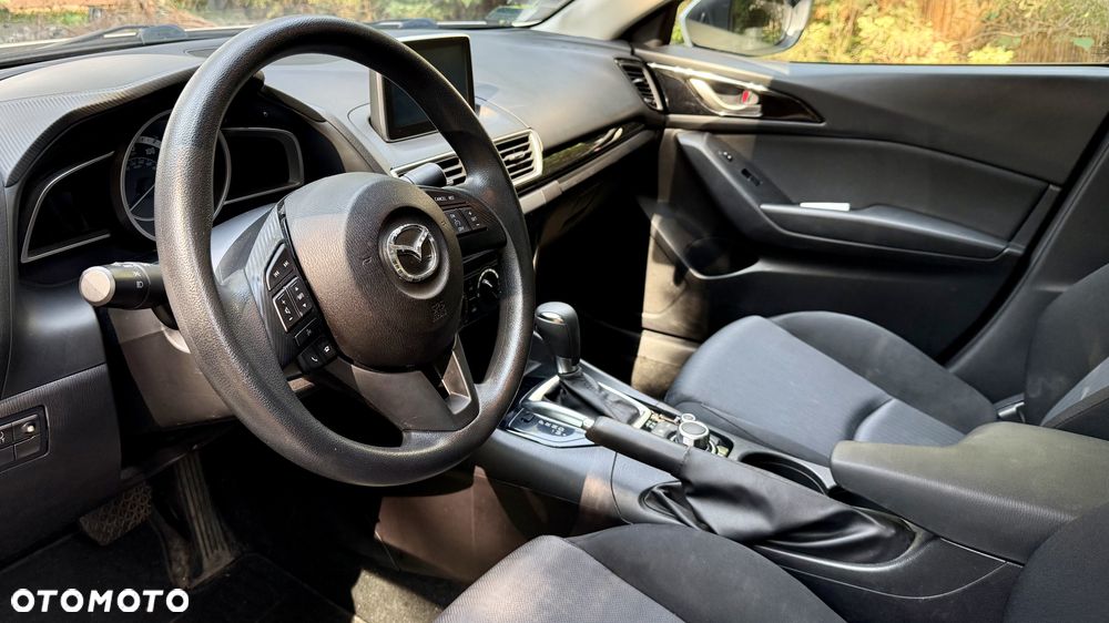 Mazda 3 - 8