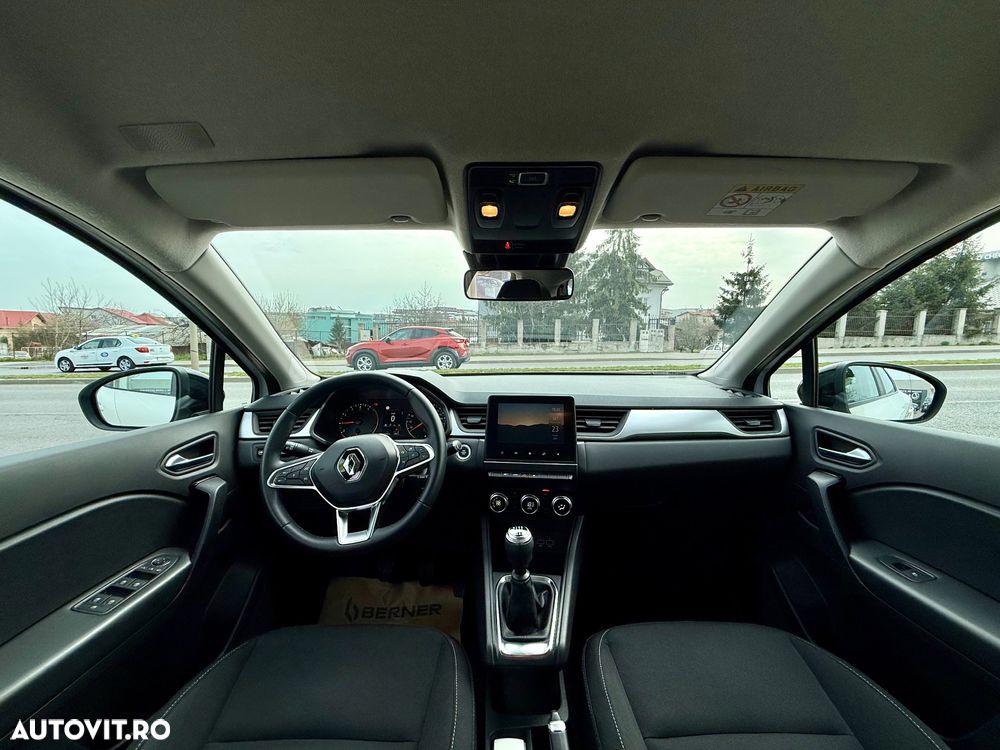 Renault Captur MHEV 140 Techno - 7