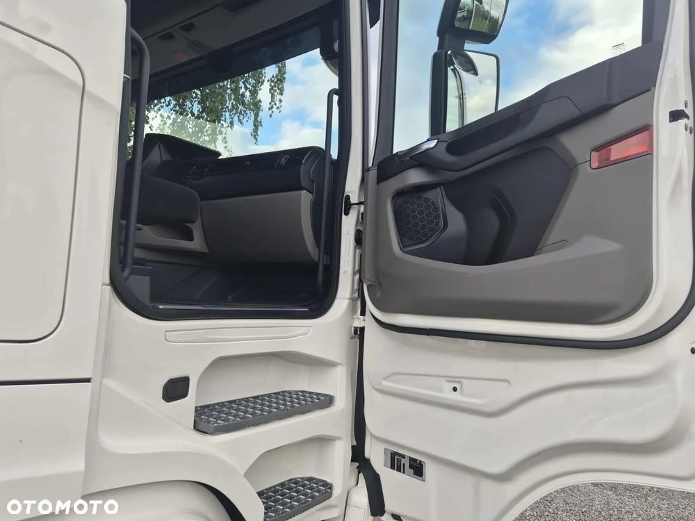 Scania S460 - 18