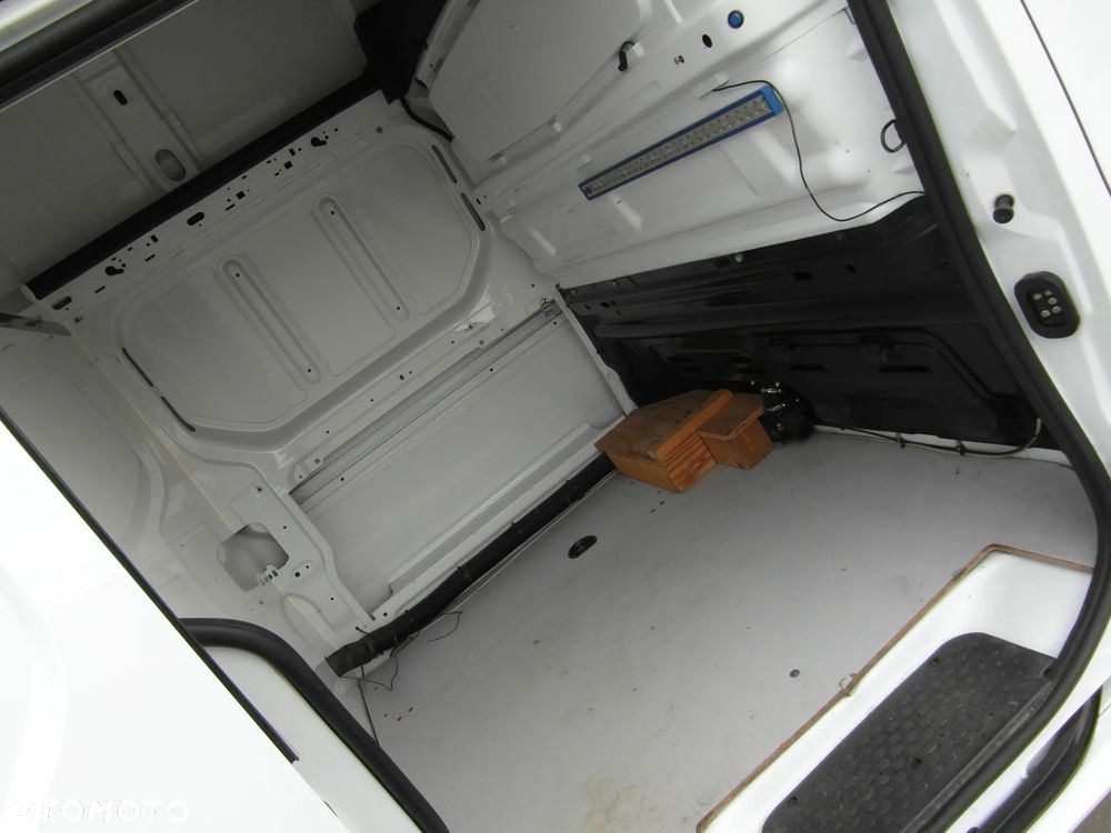 Opel VIVARO L2H2 MAXI - 13