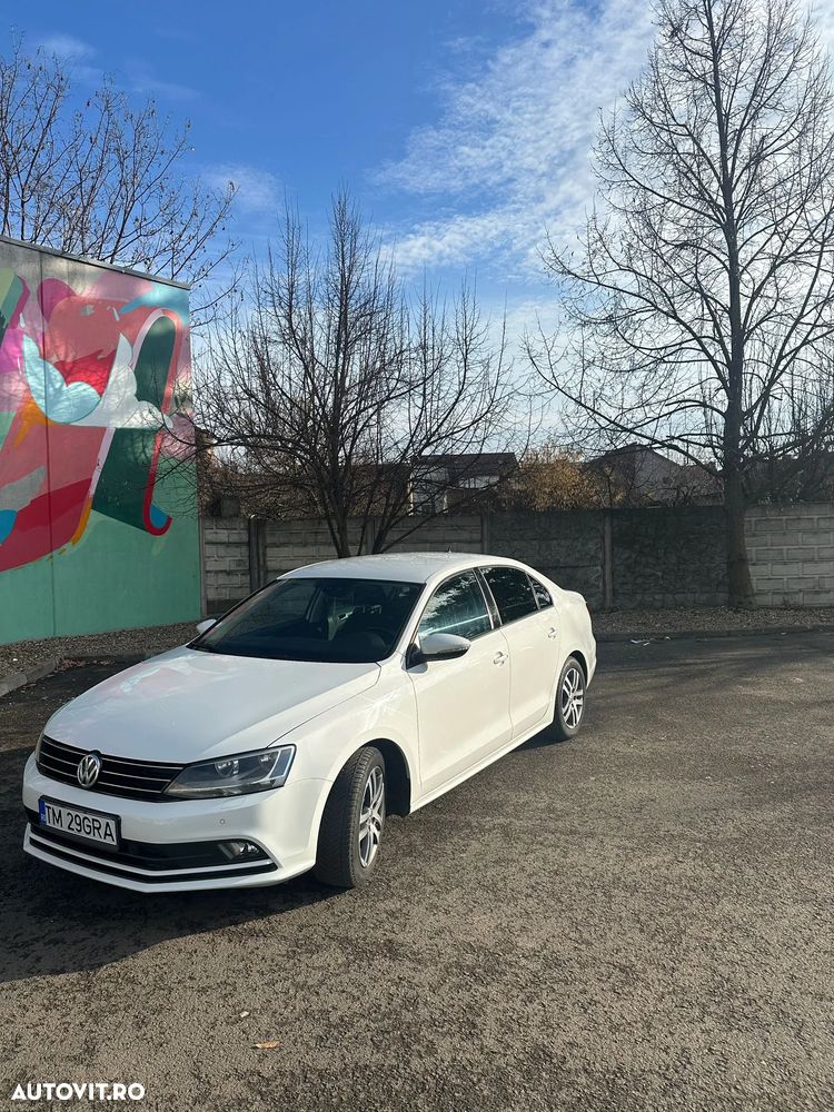Volkswagen Jetta 2.0 TDI Comfortline - 13
