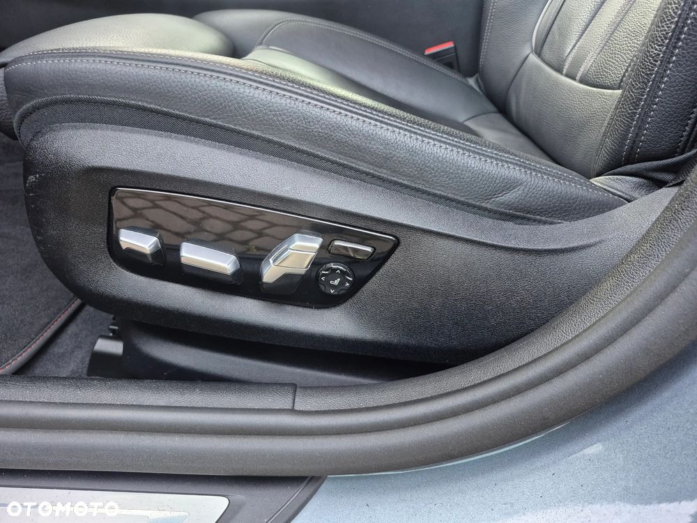 BMW Seria 5 520i Luxury Line sport - 19