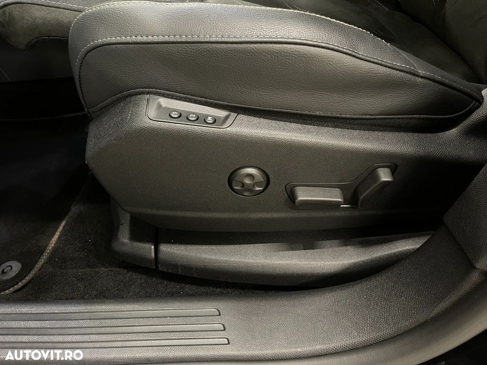 DS Automobiles DS 7 Crossback 1.6 PHeV FWD 225 EAT8 PERFORMANCE LINE + - 27