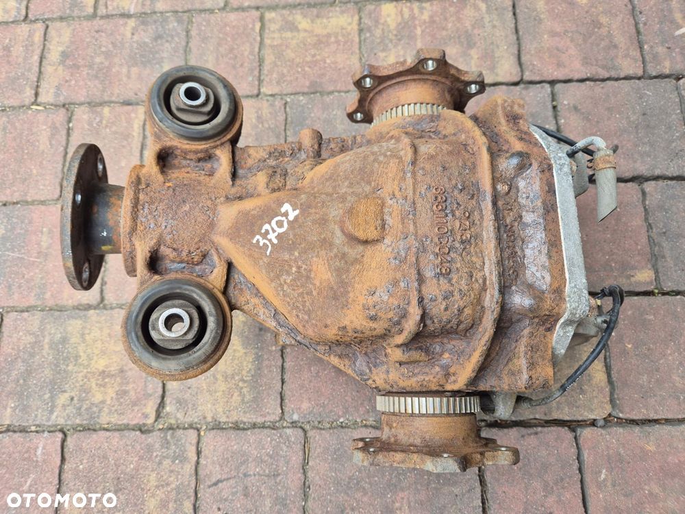 most tyl tylny dyfer nissan 370z - 1