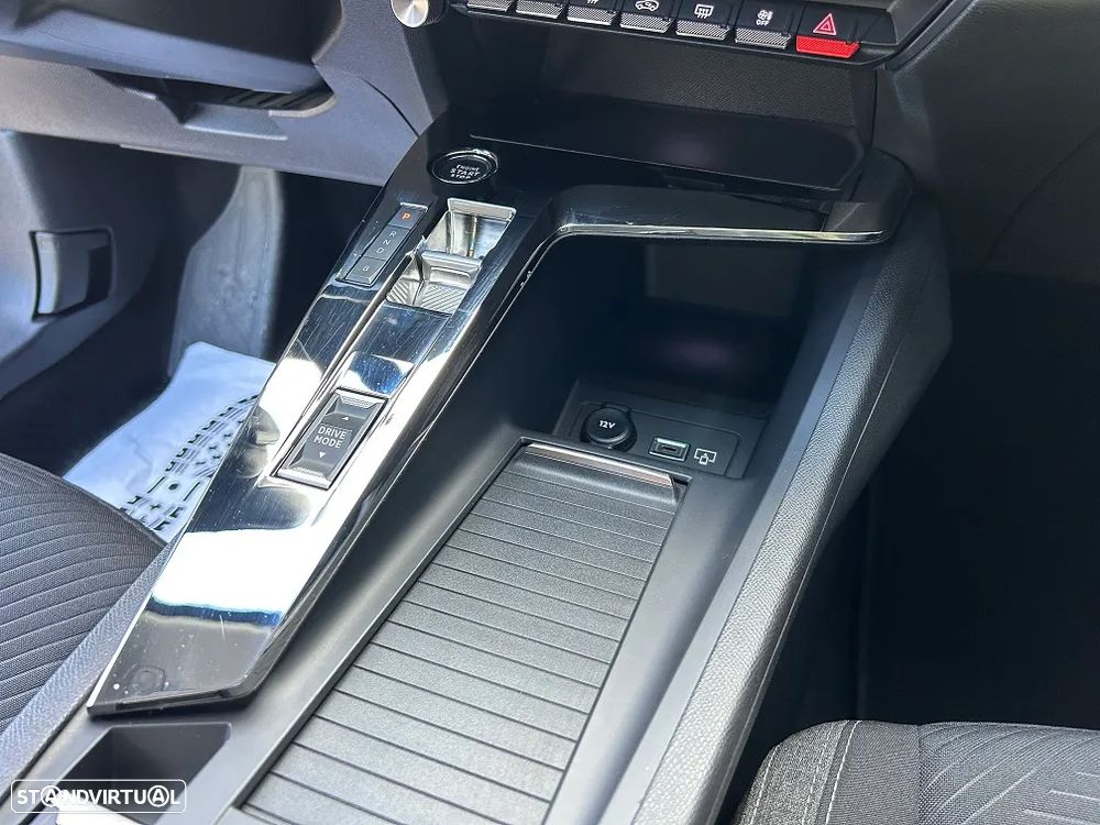 Peugeot 308 Hybrid 180 e-EAT8 Allure - 22