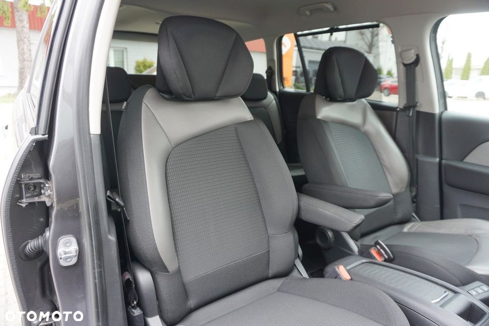 Citroën C4 SpaceTourer - 33