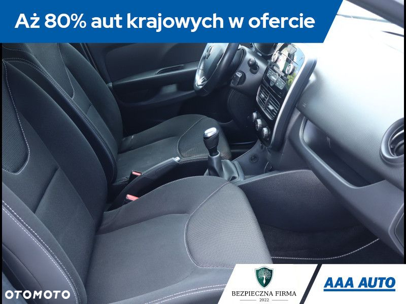 Renault Clio - 10