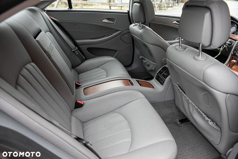 Mercedes-Benz CLS 350 - 29