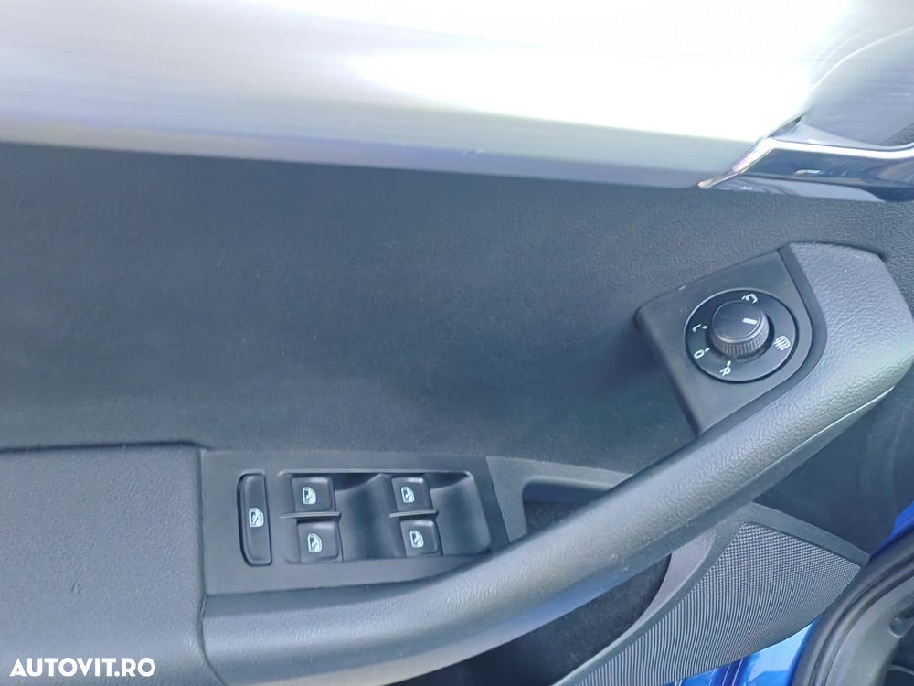 Skoda Octavia 1.6 TDI DSG Style - 12