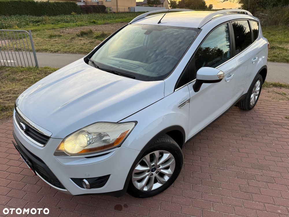 Ford Kuga 2.5 4x4 Titanium - 4