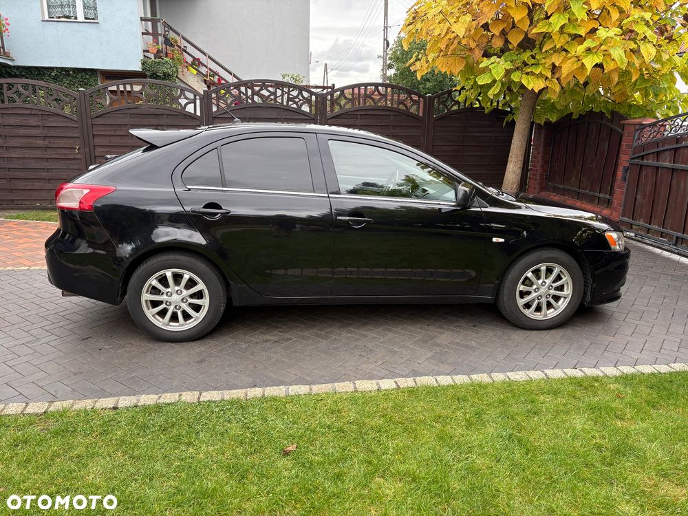 Mitsubishi Lancer 2011 photo 3