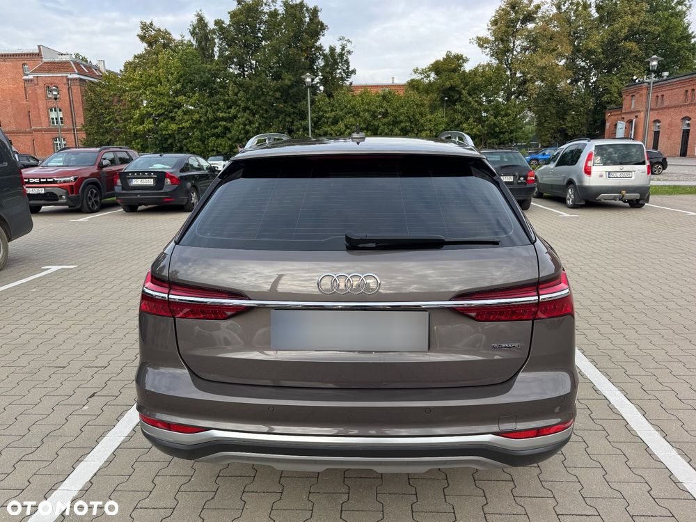 Audi A6 Allroad - 10