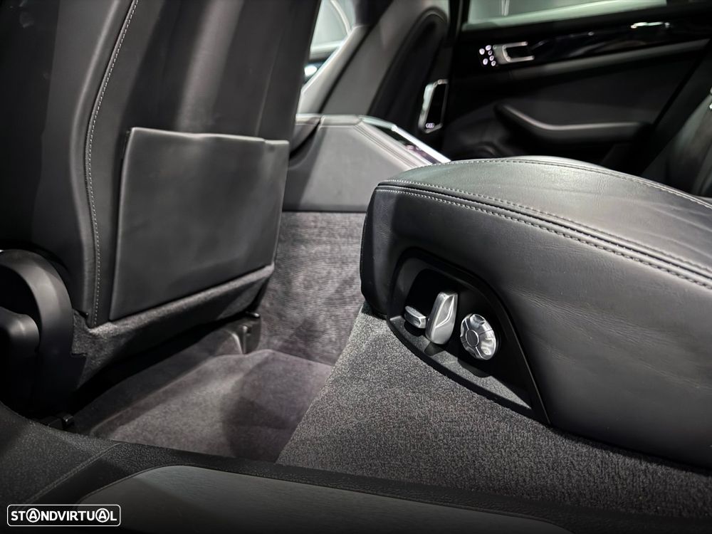 Porsche Panamera 4 E-Hybrid Executive - 39