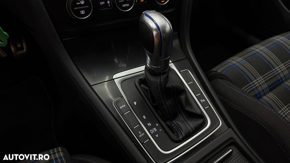 Volkswagen Golf 1.4 TSI BlueMotion Technology DSG Allstar - 22