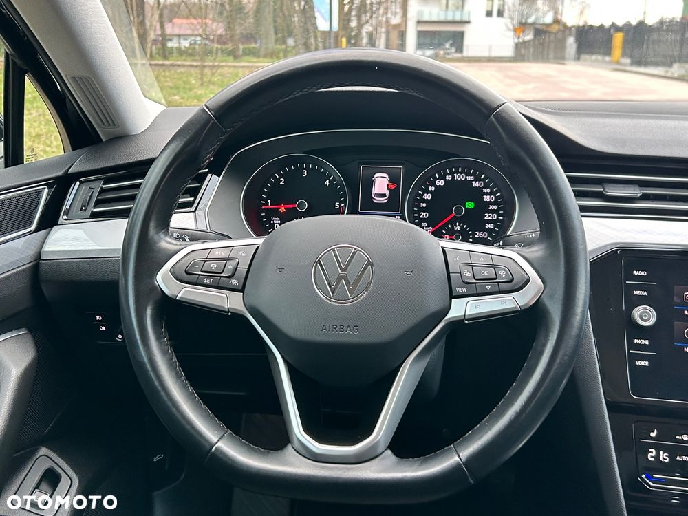 Volkswagen Passat 2.0 TDI SCR Comfortline DSG - 30