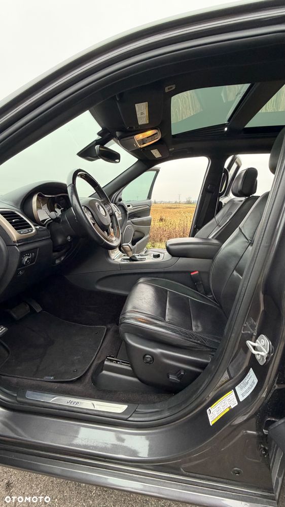 Jeep Grand Cherokee 5.7 V8 Overland Summit - 9