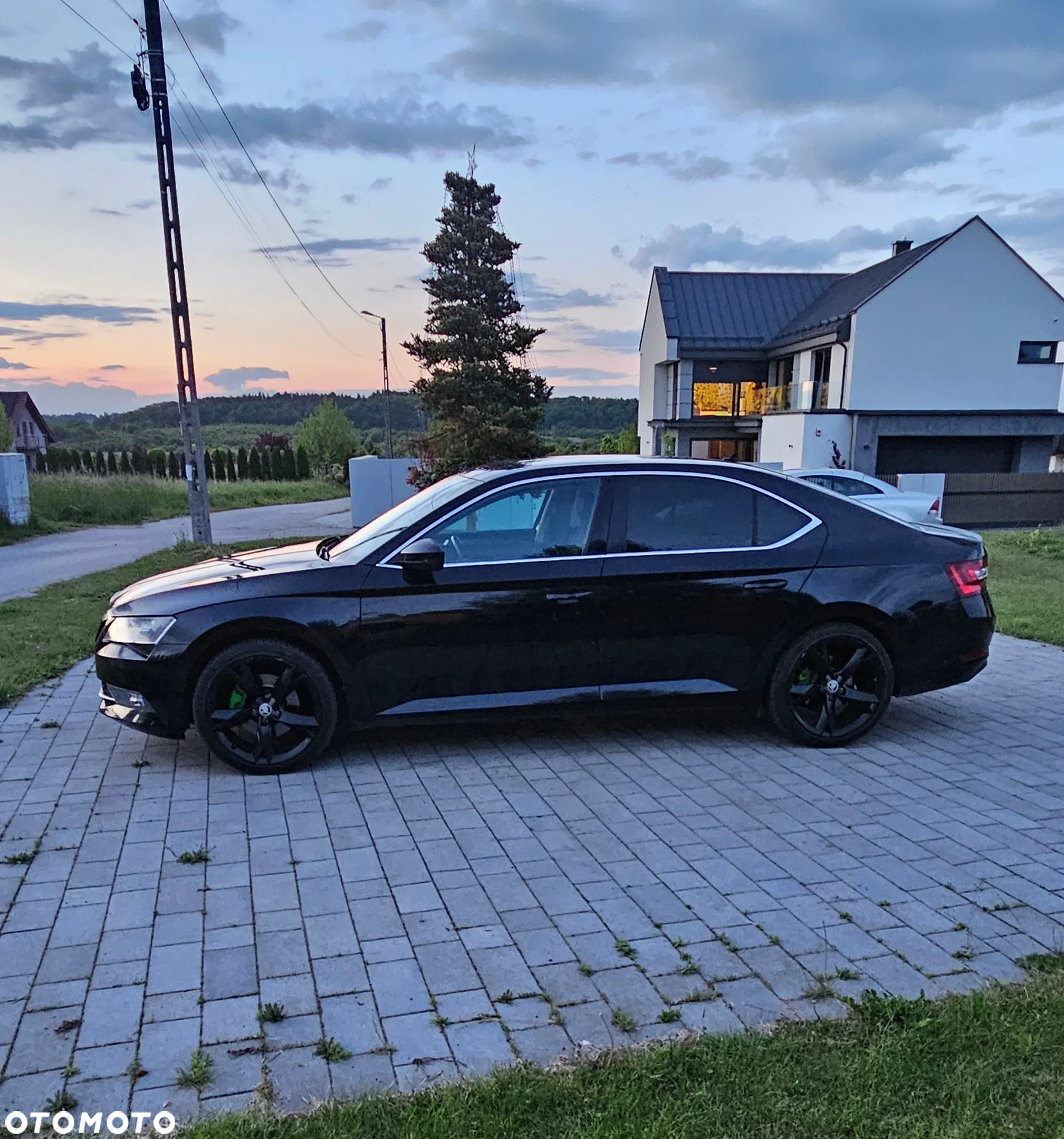 Skoda Superb 2.0 TDI Style DSG - 2
