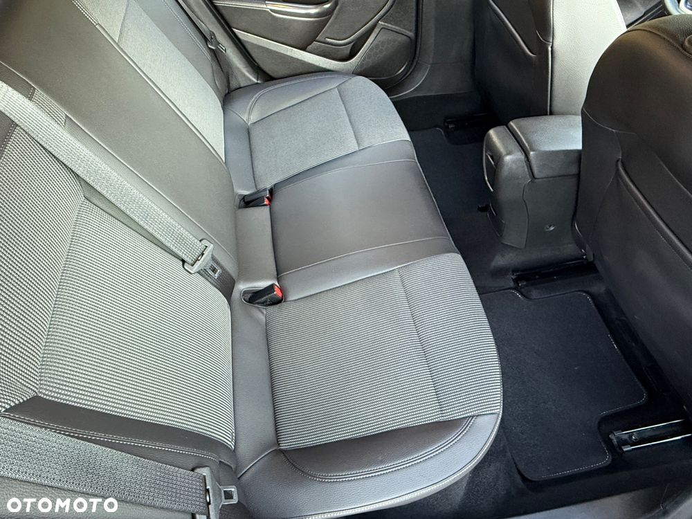 Opel Astra 1.4 T Cosmo - 28