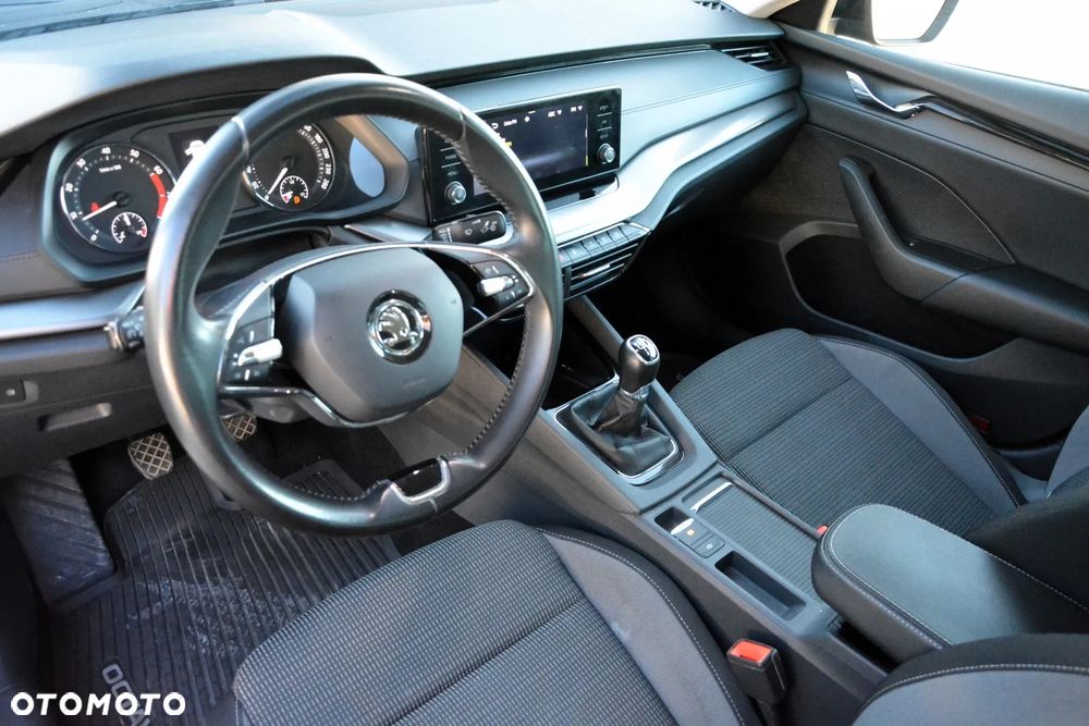 Skoda Octavia 1.5 TSI ACT Ambition - 10