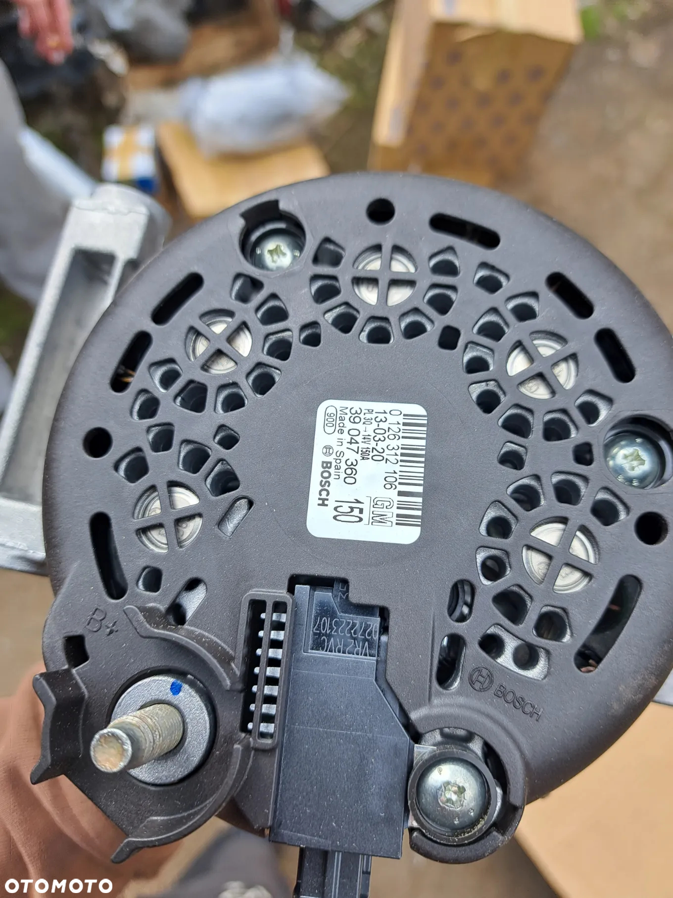 Alternator Opel Corsa E 14V 150A 1.3 CDTi 39047360 - 3