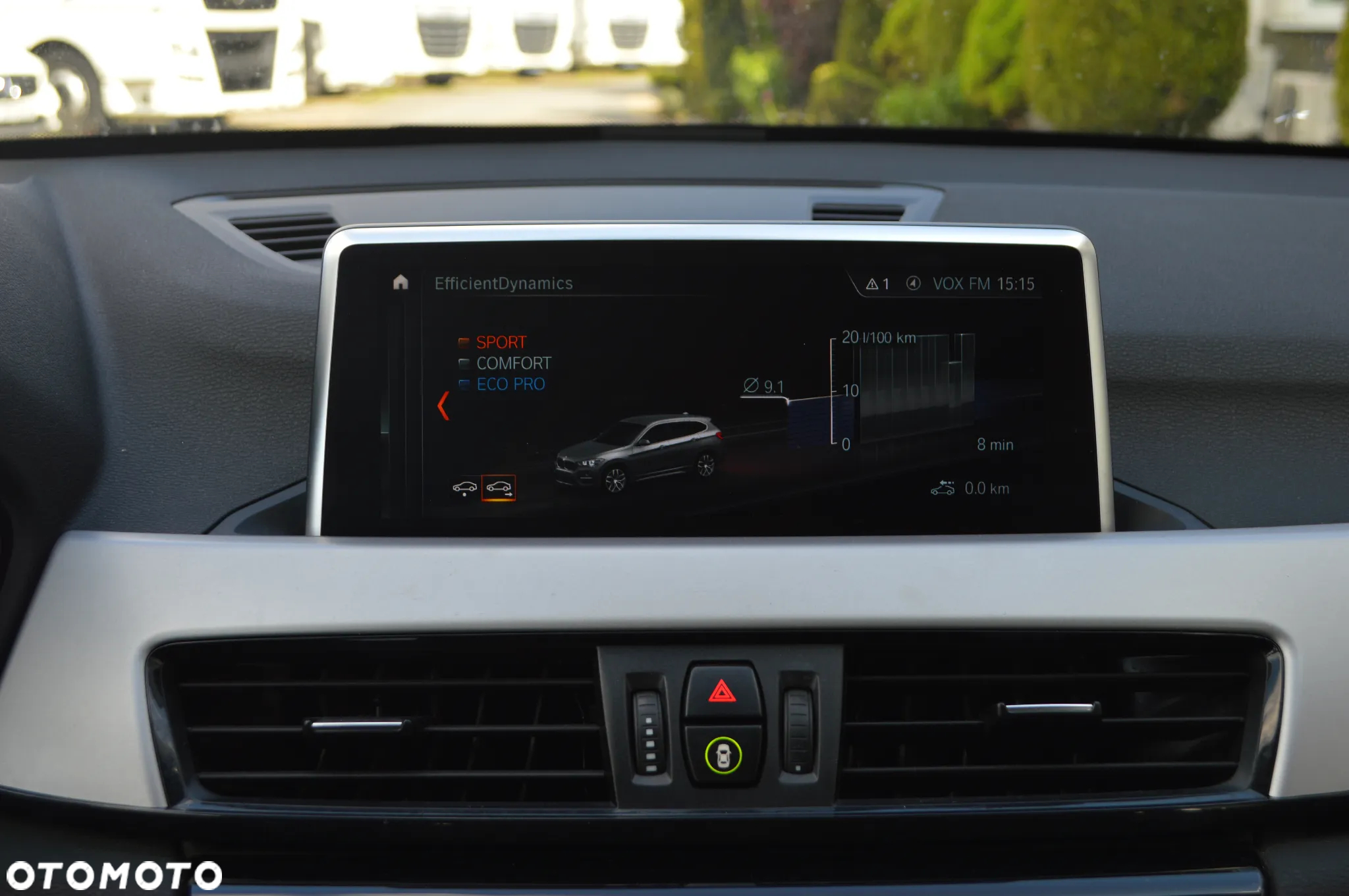 BMW X1 sDrive18i - 25