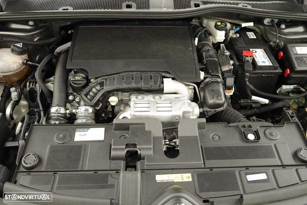Citroën C4 X 1.2 PureTech Plus EAT8 - 25