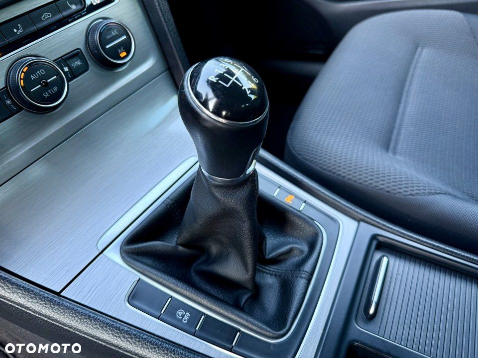 Volkswagen Golf 1.4 TSI (BlueMotion Technology) Highline - 26