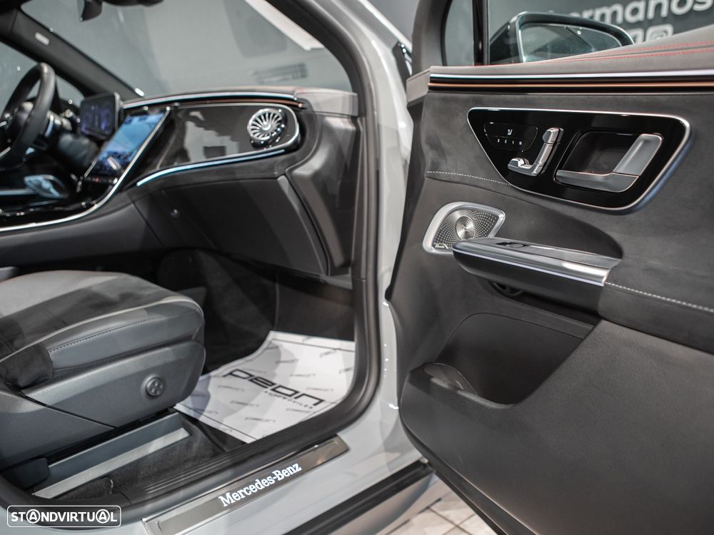 Mercedes-Benz EQE SUV 350+ - 32