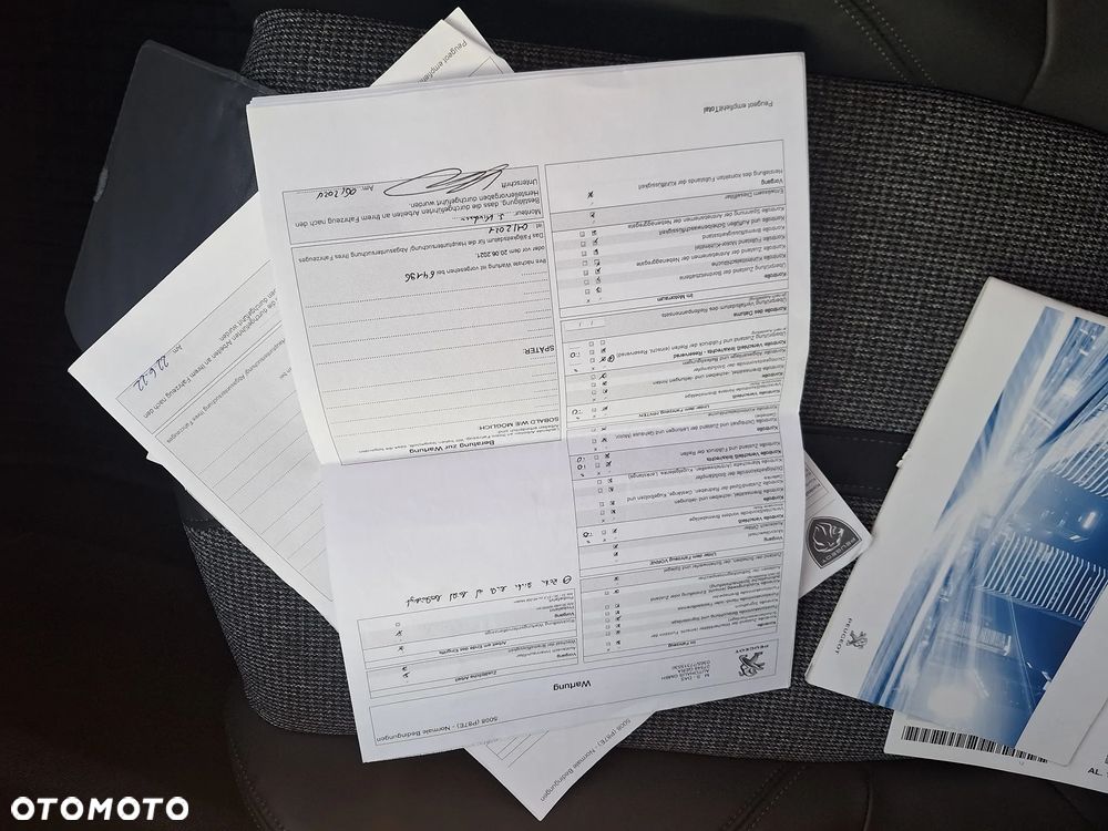 Peugeot 5008 BlueHDi 150 Allure - 32