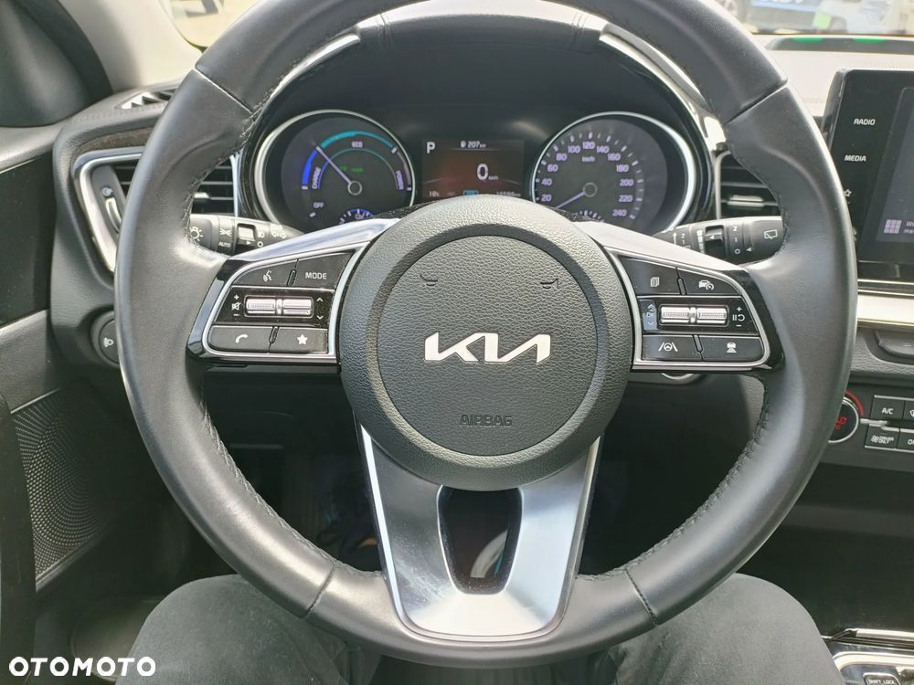 Kia XCeed 1.6 GDI PHEV L DCT - 13