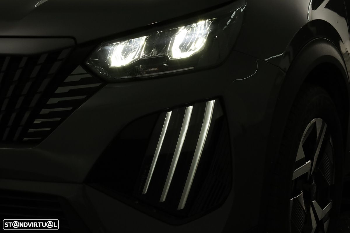 Peugeot 2008 1.2 PureTech Allure EAT8 - 6