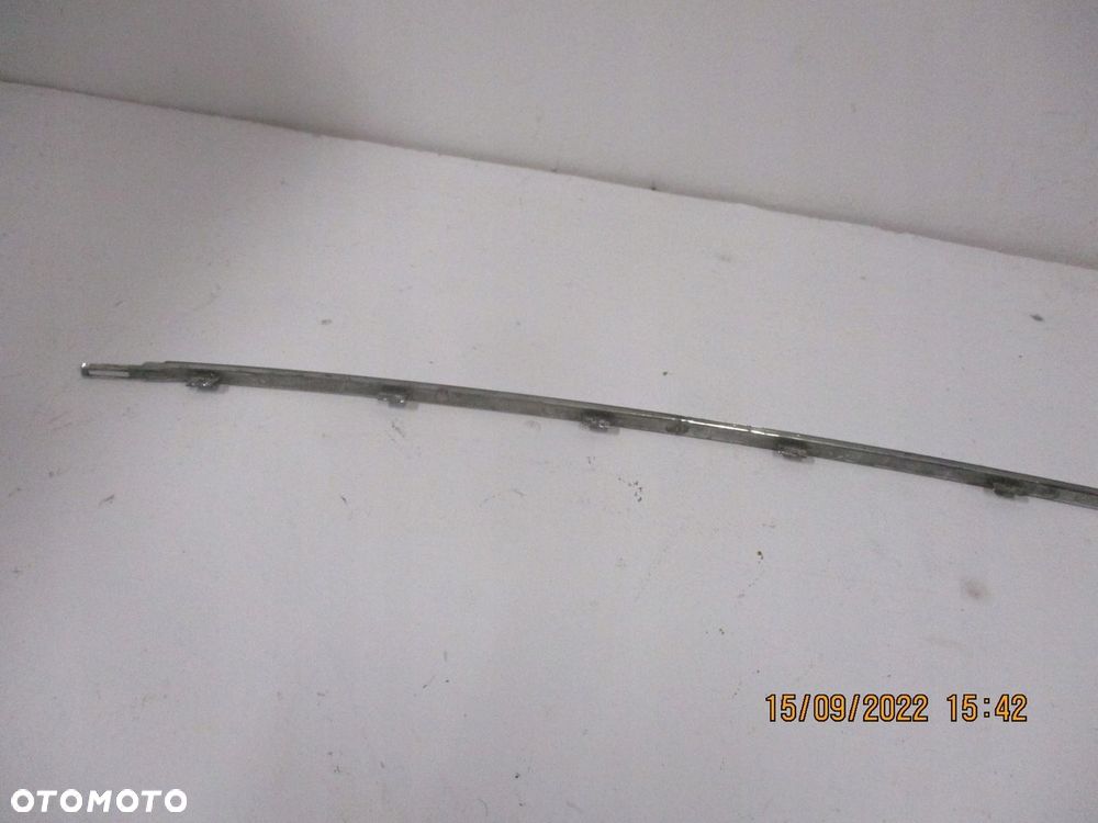 Listwa zderzaka MERCEDES 212 A2128850021 - 10