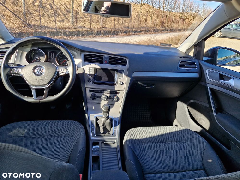 Volkswagen Golf 1.6 TDI BMT Comfortline - 10