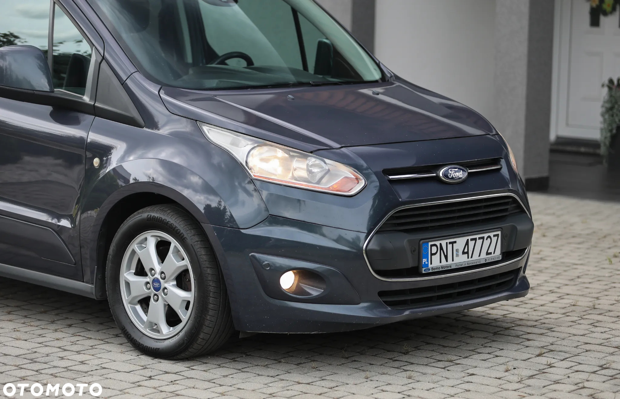 Ford Tourneo Connect - 13