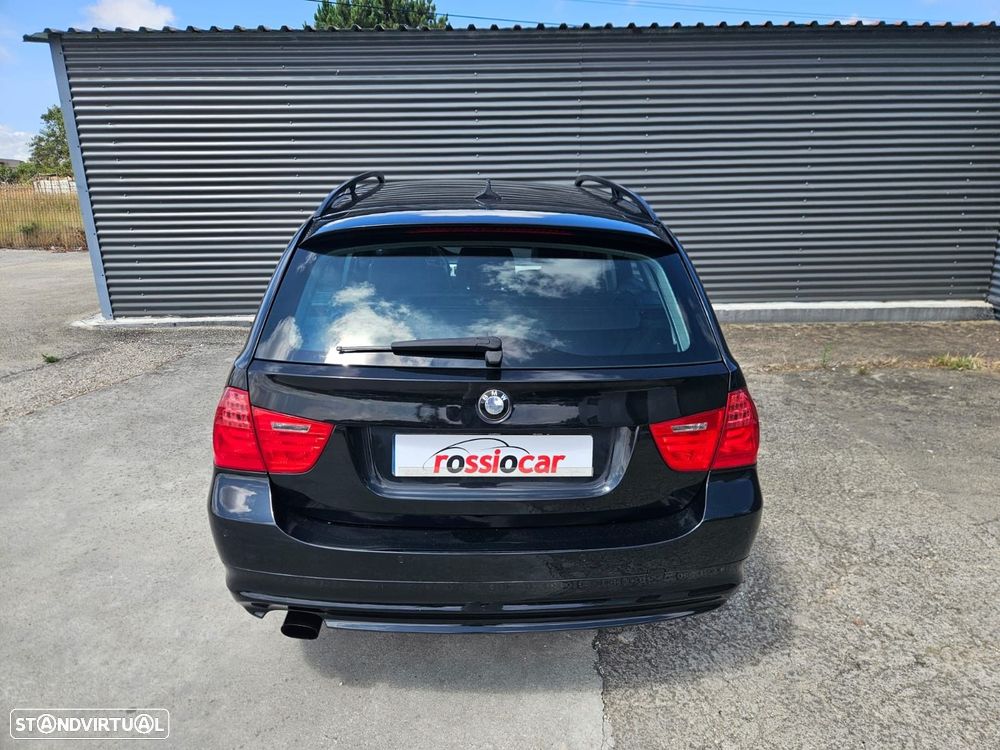 BMW 318 d LifeStyle - 12