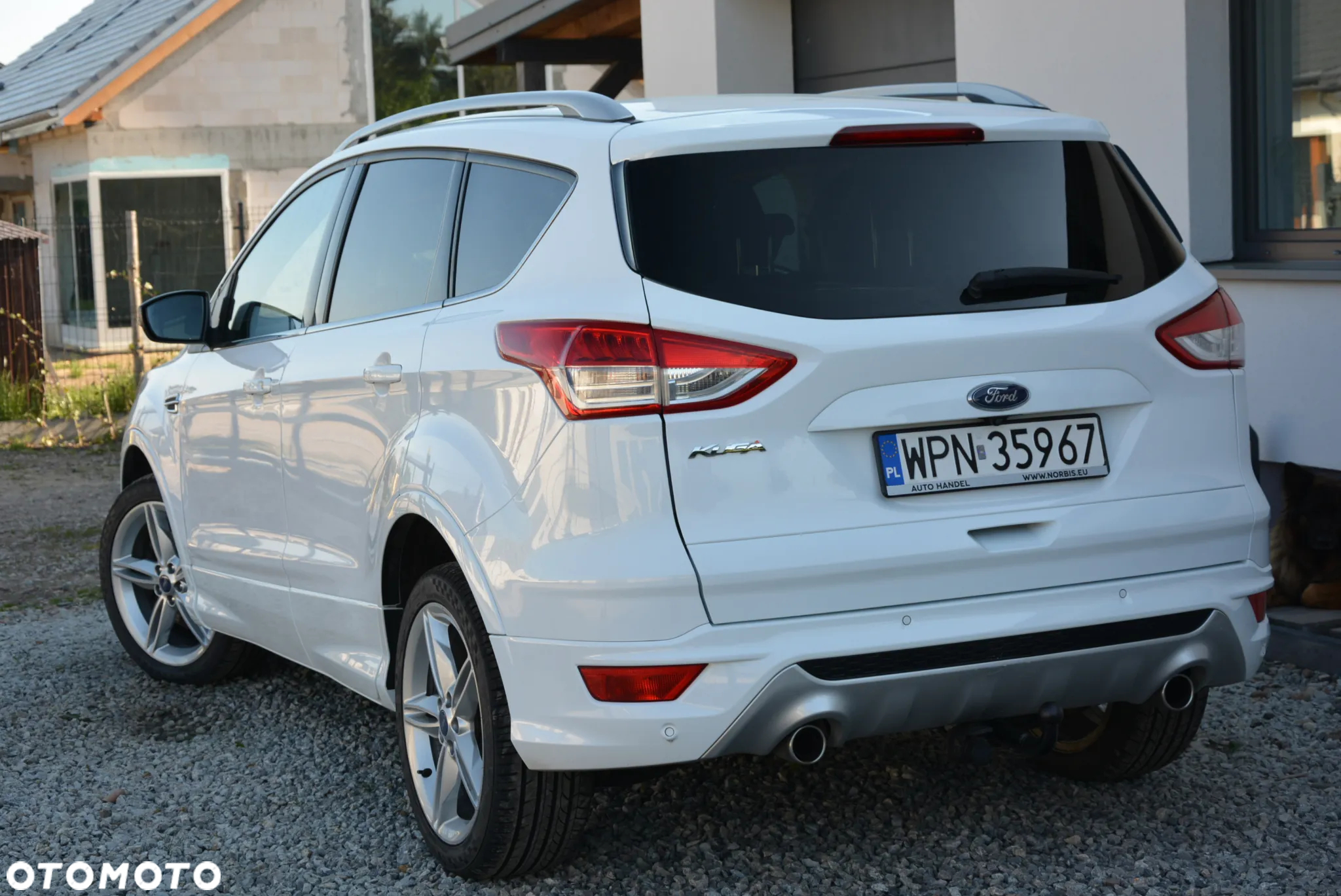 Ford Kuga 2.0 TDCi 4x4 Individual - 24