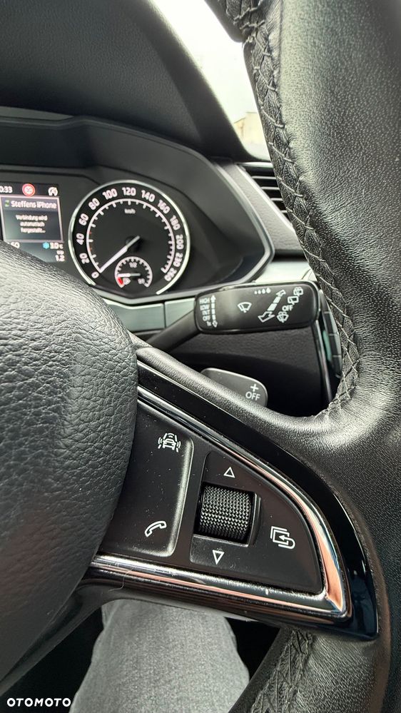 Skoda Superb 2.0 TDI DSG Ambition - 37