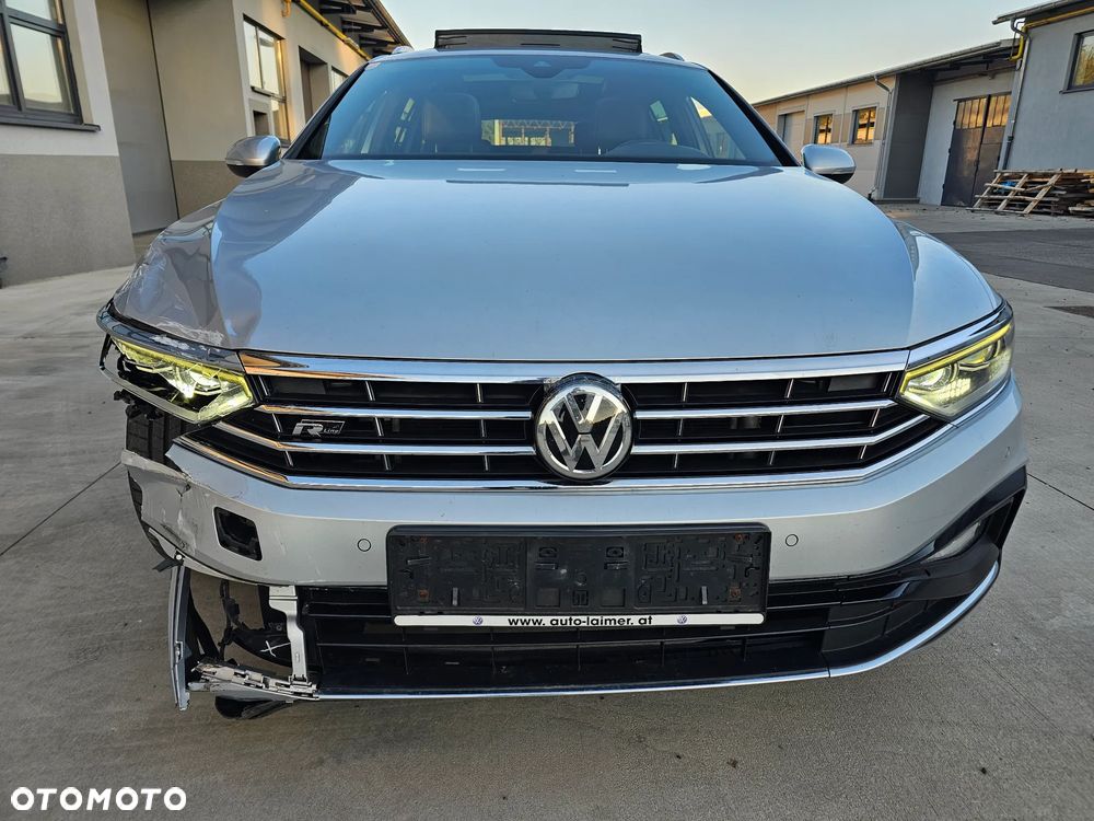 Volkswagen Passat 2.0 TDI SCR DSG Elegance - 3