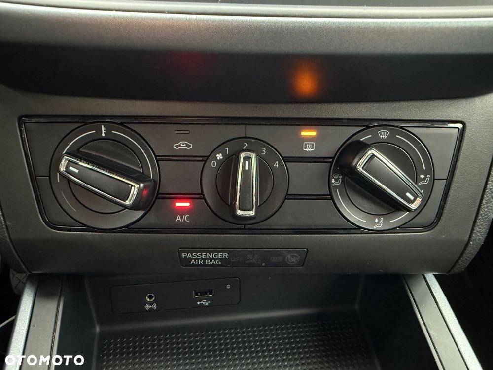 Seat Arona 1.0 TSI Reference S&S - 13