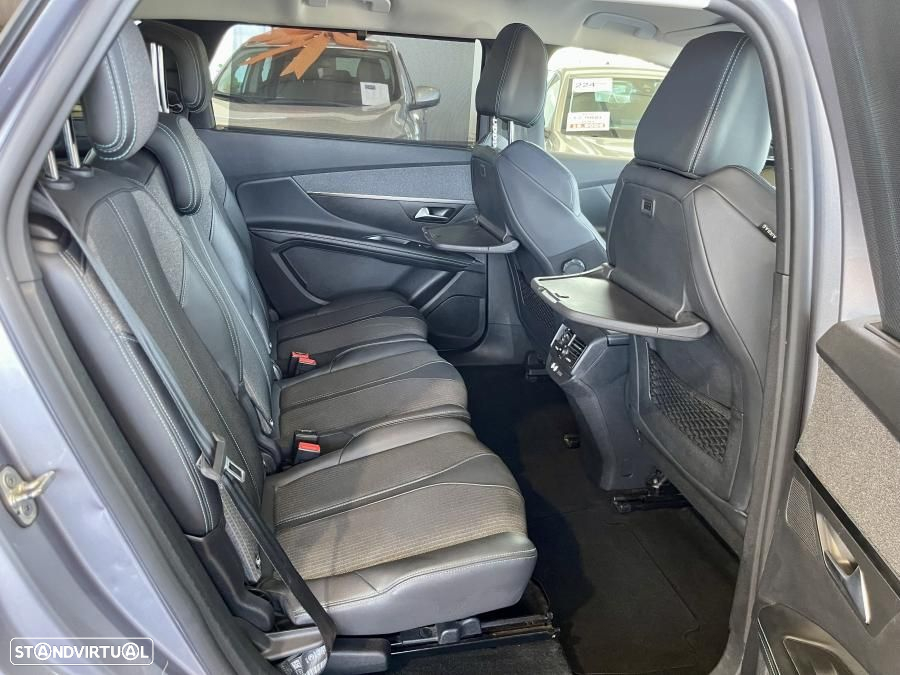 Peugeot 5008 1.2 PureTech Allure Pack EAT8 - 27