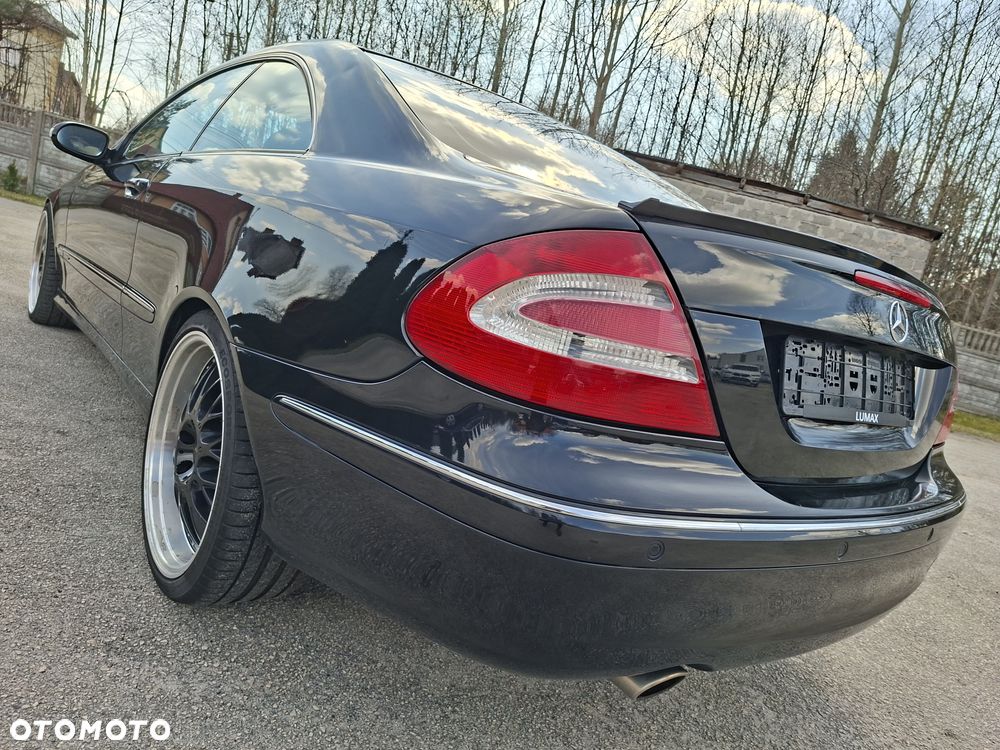 Mercedes-Benz CLK - 4