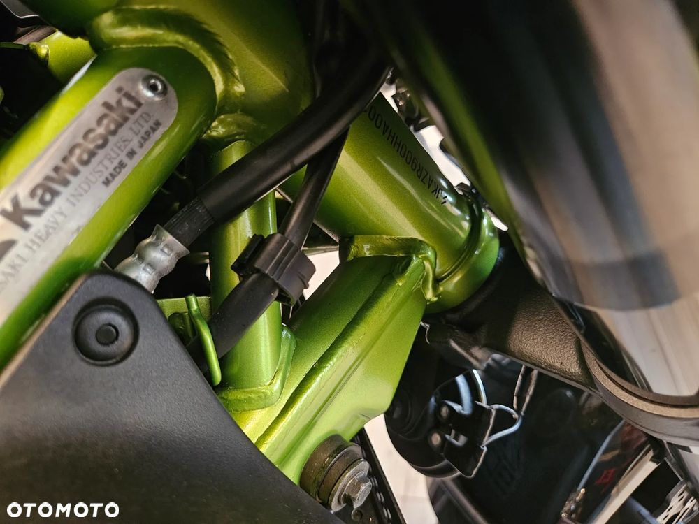 Kawasaki Z 900 - 14