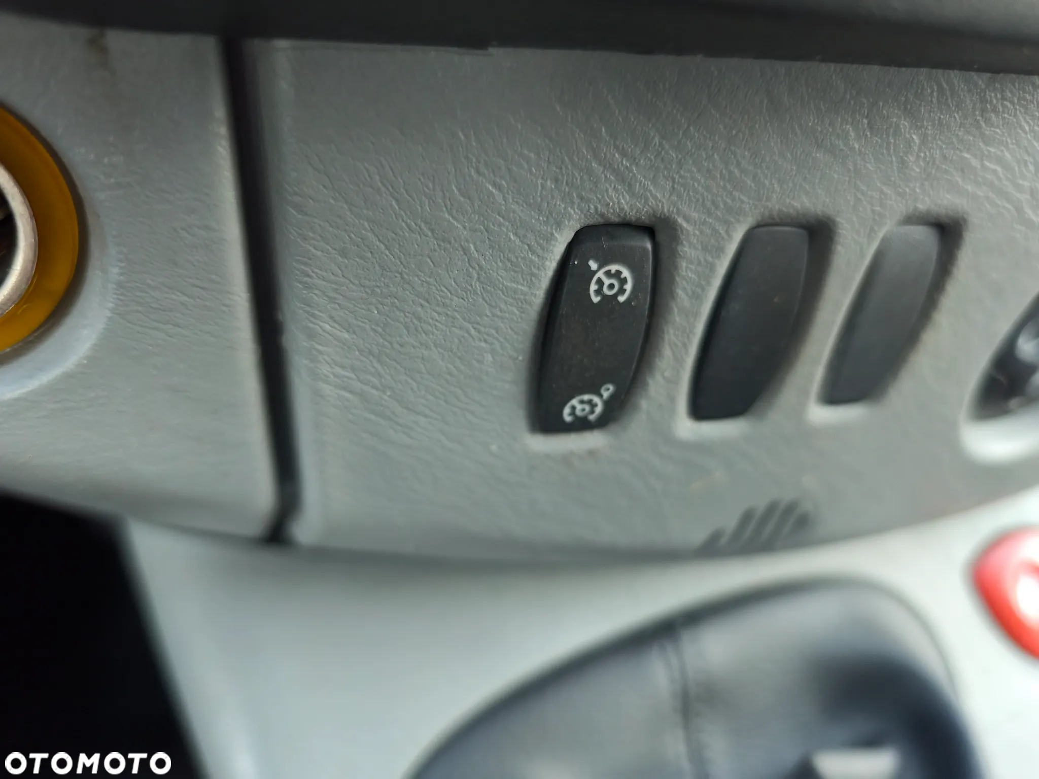 Renault Trafic - 11