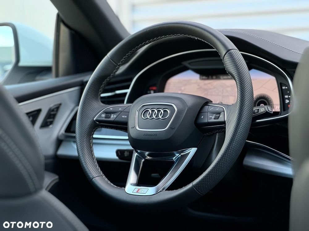 Audi Q8 - 17