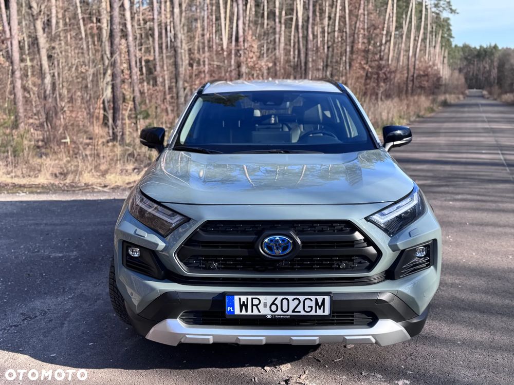 Toyota RAV4 - 1