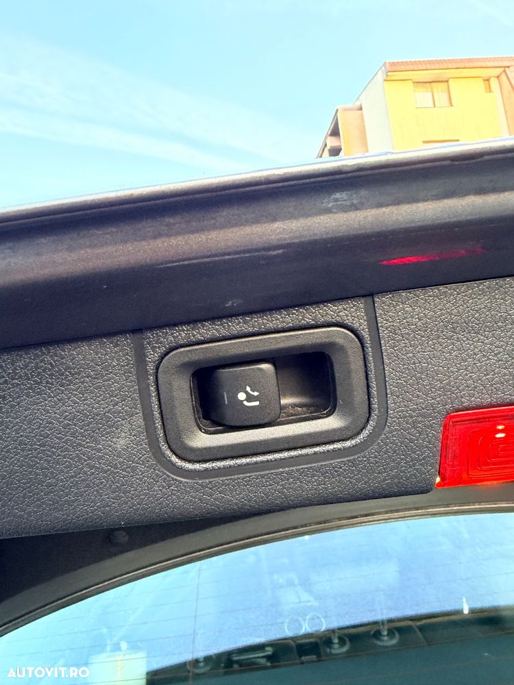 Mercedes-Benz A 180 d Aut. - 11