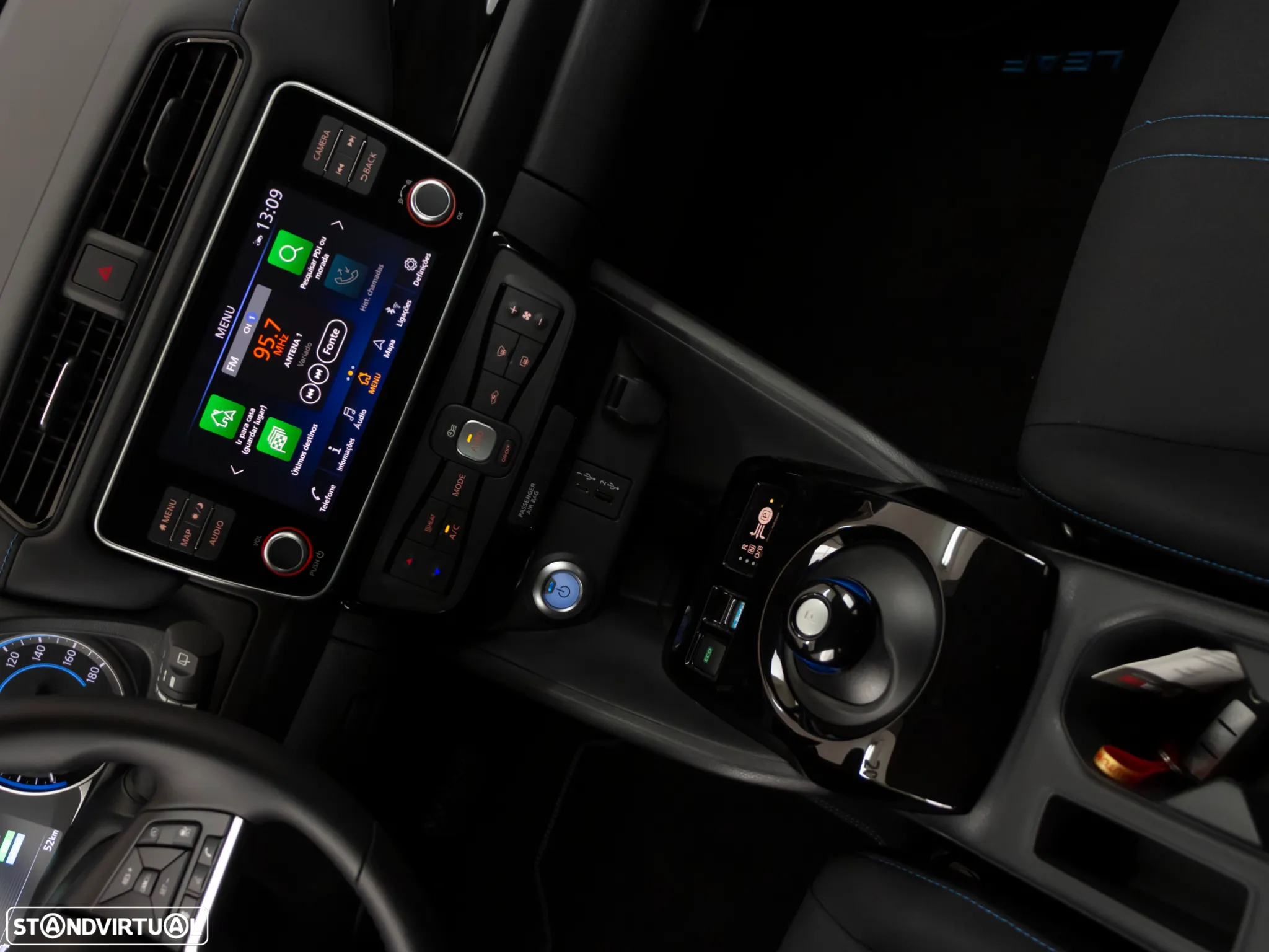 Nissan Leaf N-Connecta - 27