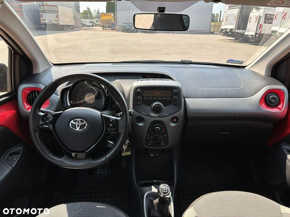 Toyota Aygo 1.0 VVT-i Black Edition - 15