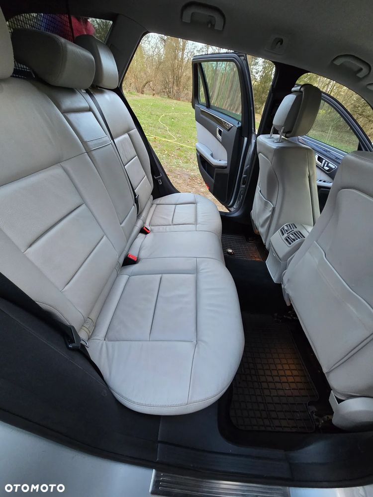 Mercedes-Benz Klasa E 350 CDI 4-Matic BlueEff Elegance - 12