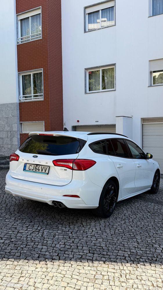 Ford Focus 1.0 EcoBoost Hybrid ST-LINE STYLE - 5